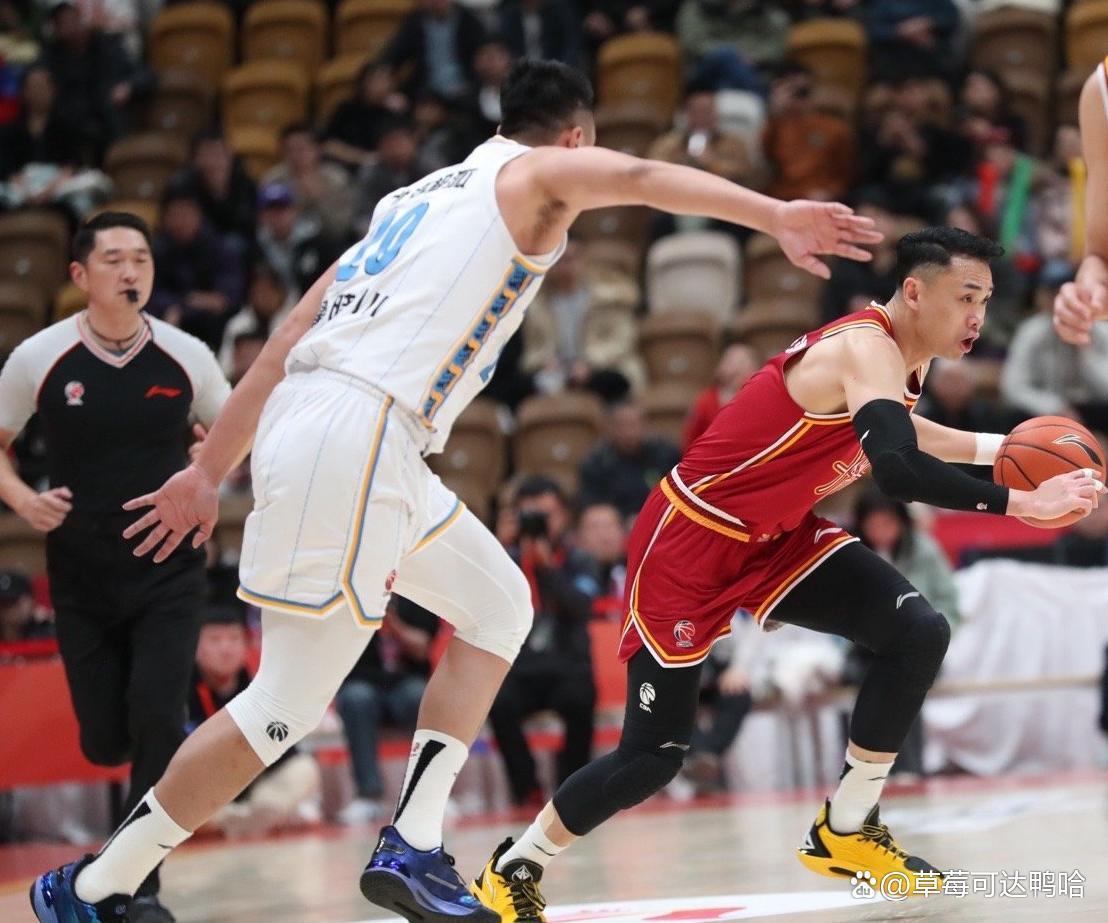 关于加时末段突围战来临,上海久事围绕CBA季后赛内部沟通,媒体盛赞,阵容厚度经受考验的信息 关于加时末段突围战来临,上海久事围绕CBA季后赛内部沟通,媒体盛赞,阵容厚度经受考验的信息