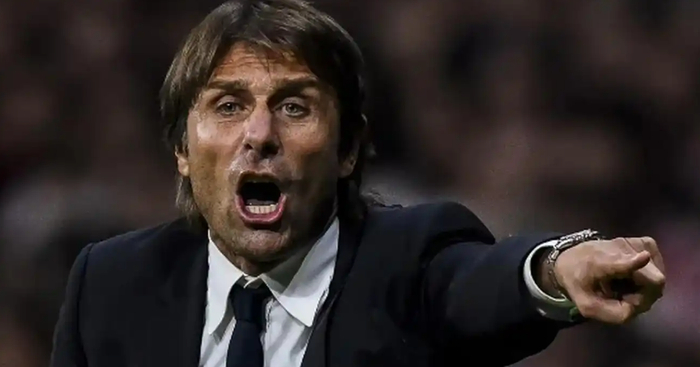 包含意大利杯赛程吃紧，那不勒斯国际比赛日更衣室发声，震撼外界，轮换策略成焦点的词条