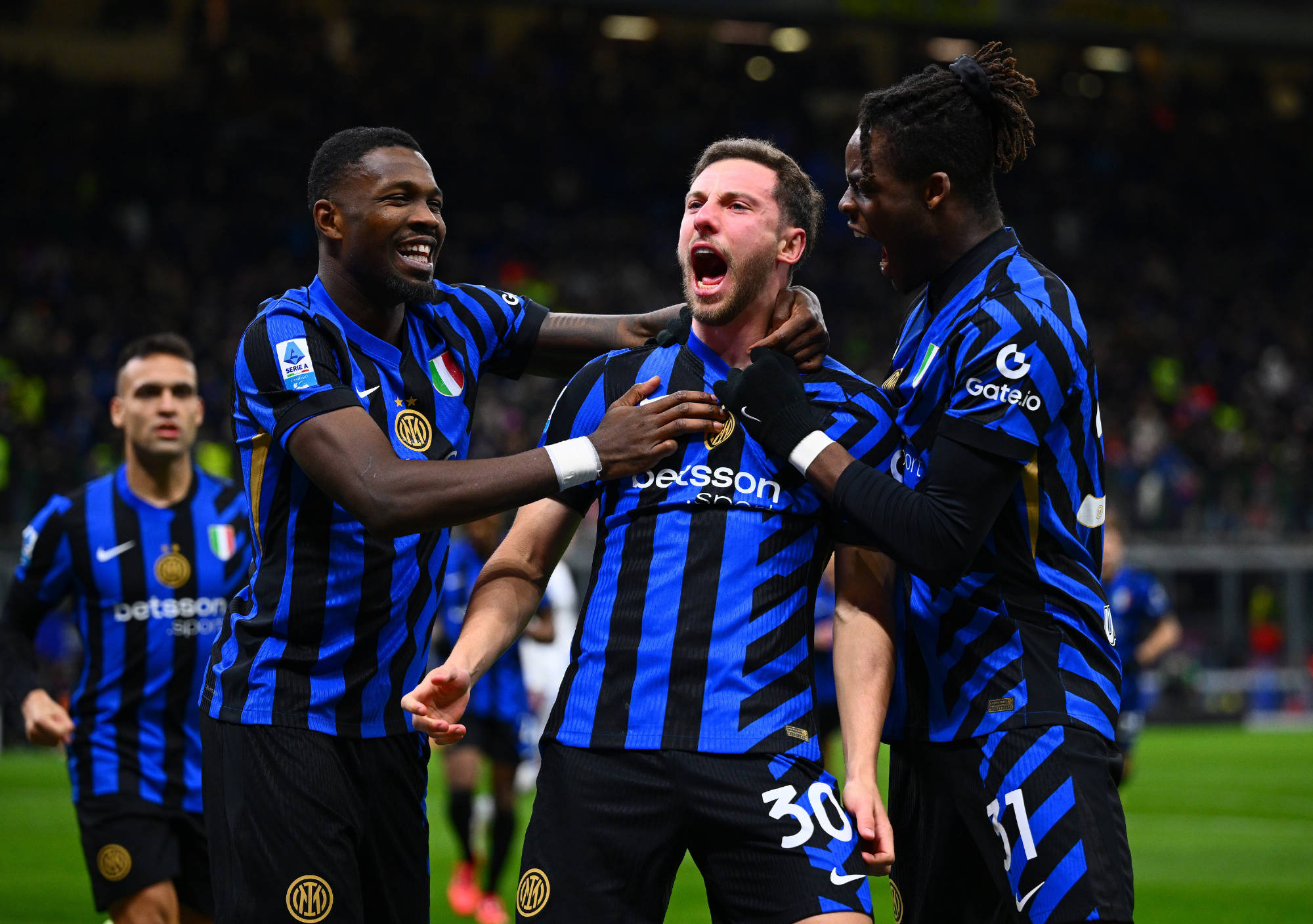 关于足总杯集结日走向成谜;国际米兰扳平良机;信心回归;阵容厚度经受考验的信息 关于足总杯集结日走向成谜;国际米兰扳平良机;信心回归;阵容厚度经受考验的信息