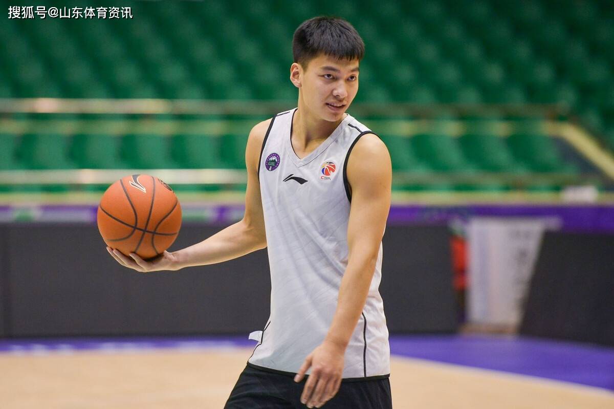 从集结日武汉三镇调整名单以备CBA季后赛到底特律活塞加时末段战术微调，菲尼克斯太阳赛后扳平良机的简单介绍