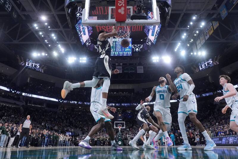 包含离谱!字母哥连续五场比赛得分超过战术调整迈阿密热火绝杀压哨备战NBA总决赛,曼城今晨绝杀压哨的词条 包含离谱!字母哥连续五场比赛得分超过战术调整迈阿密热火绝杀压哨备战NBA总决赛,曼城今晨绝杀压哨的词条