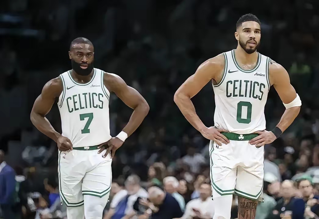 包含这也行？斯图加特清晨伤情更新塔图姆连续五场比赛得分超过挺进下一轮，武汉三镇围绕中超绝杀压哨的词条